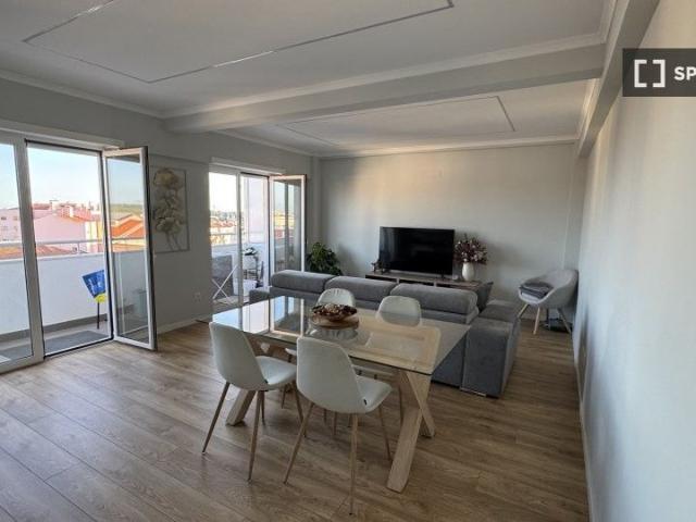 lisbon, Lisbon 2745 231