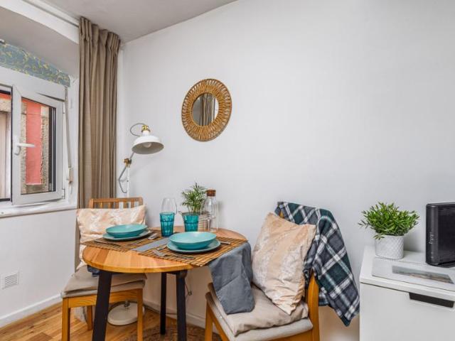 Lisbon Lisbon 99382242