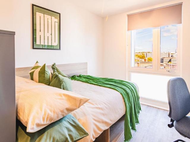Lisbon Street Flat share to rent £698 pcm £161 pw