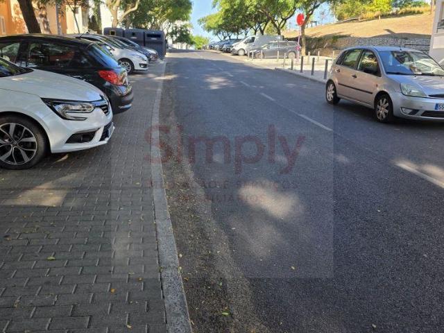 Lisboa Oeiras 2740 104711222