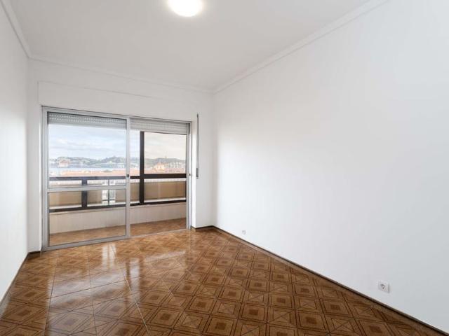 Lisboa, Lisbon 1300 483