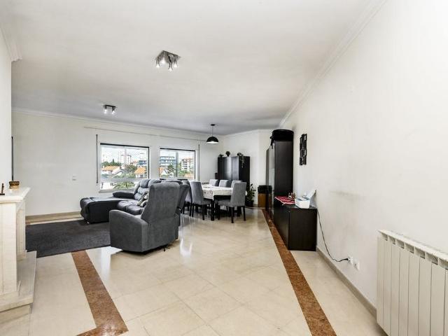Lisboa, Lisbon 2775 524