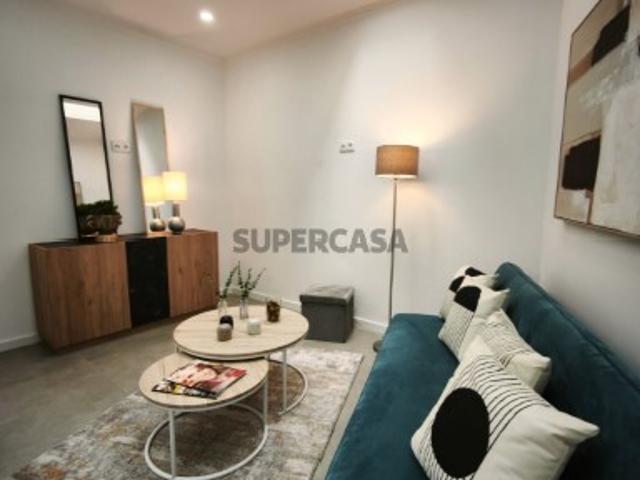 Lisboa, Penha de França, Rua Angelina Vidal. Excelente T3, totalmente remodelado