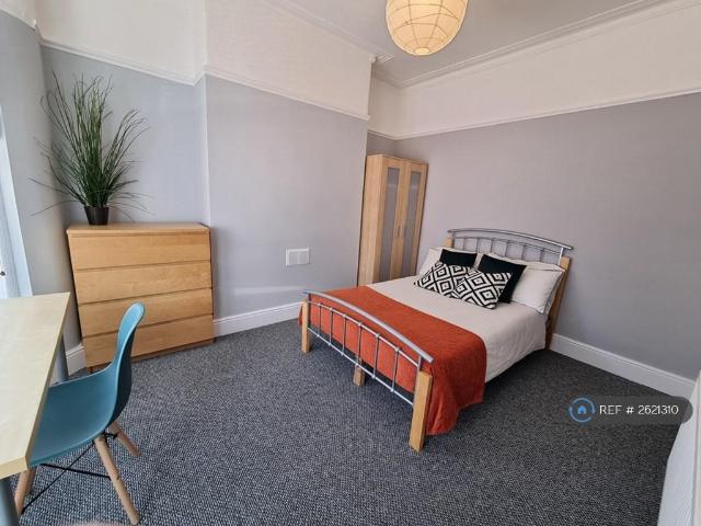 Liscard Road, Liverpool, L15 3 bed terraced house to rent £624 pcm £144 pw