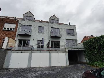 Lisez l'annonce SVP * pas de visite avant le lundi 22 juin à 7301 Boussu Hornu