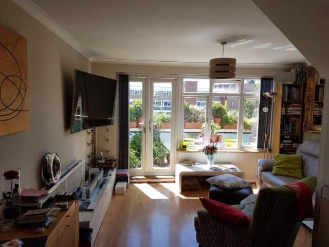 Lisgar Terrace, London W14 2 bed flat to rent £2,450 pcm £565 pw