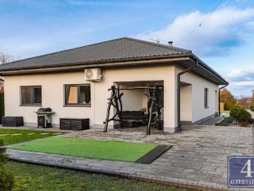 Komfortowy dom 125 m² z potencjałem na poddaszu w Lisiej Górze