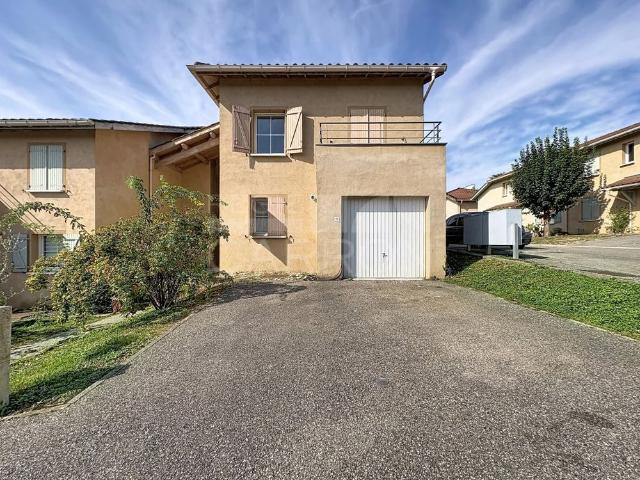 L'ISLE D'ABEAU Maison T5