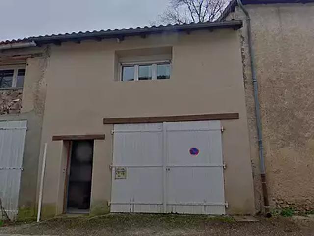 L'Isle Jourdain 86150 Achat / Vente maison 3 pièces t3 au dernier étage
