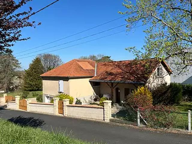 L'Isle Jourdain 86150 Achat / Vente maison 5 pièces t5 terrasse