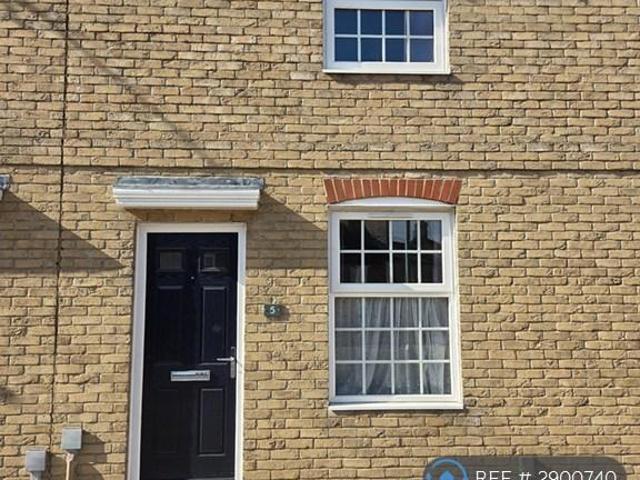 Lisle Lane, Ely, CB7 2 bed terraced house to rent £1,400 pcm £323 pw