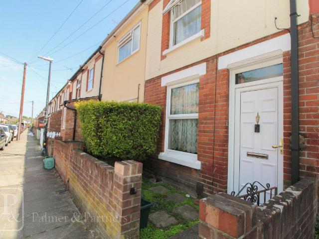 Lisle Road, Colchester, Essex CO2, 2 bed terraced house to rent, £1,200 pcm | PrimeLocation