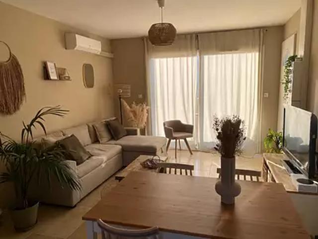 L'Isle sur la Sorgue 84800 Achat / Vente appartement 2 pièces t2 au dernier étage