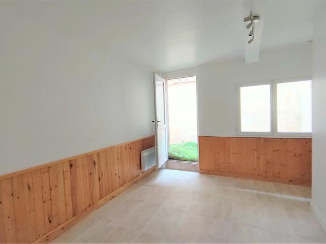 Lisle sur Tarn, appartement T3 bis avec terrasse