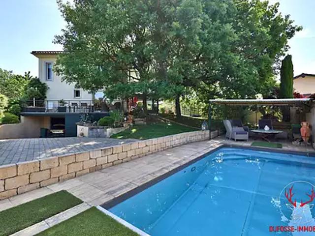 Lissieu 69380 Achat / Vente maison 5 pièces t5 au dernier étage piscine