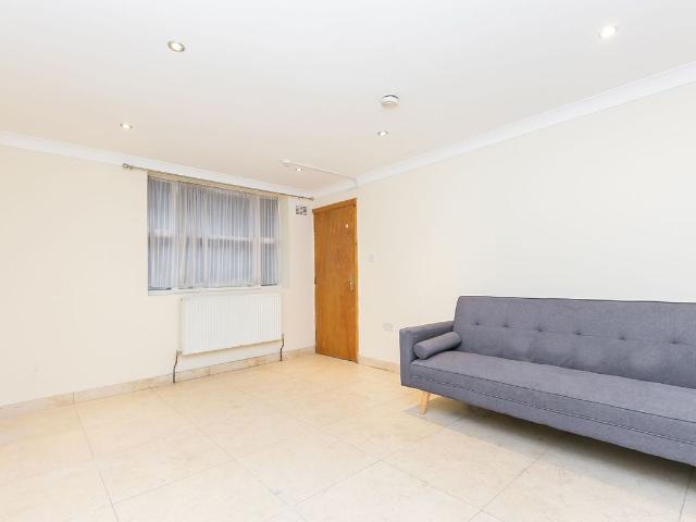 Lisson Grove, London NW1, 1 bed flat to rent, £1,850 pcm | PrimeLocation