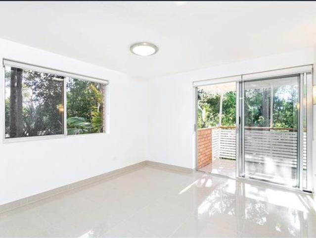 Little Cove Short 5min Walk to Beach and Hastings Street