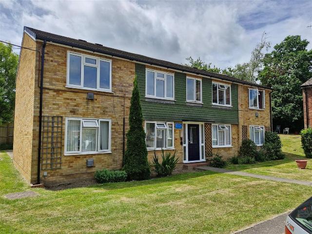 Little Bentswood Close, Haywards Heath, West Sussex RH16, 1 bed flat to rent, £1,100 pcm | PrimeLocation