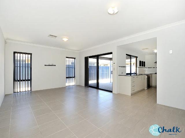 LITTLE GEM IN GREAT LOCATION!