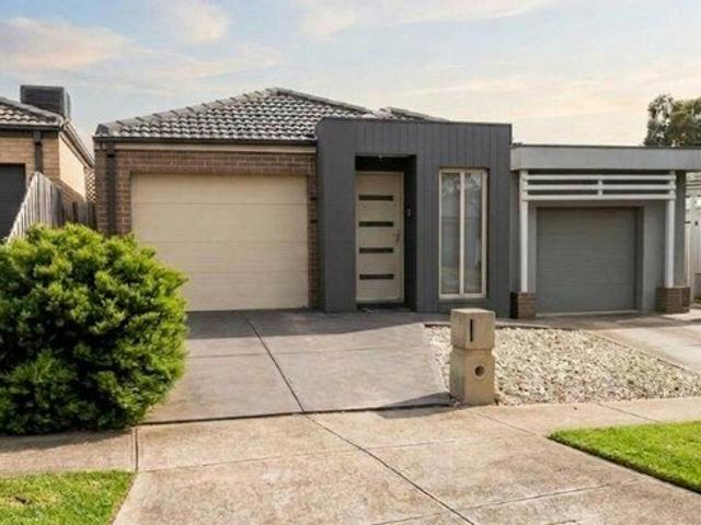 Little Gem in Wyndham Vale