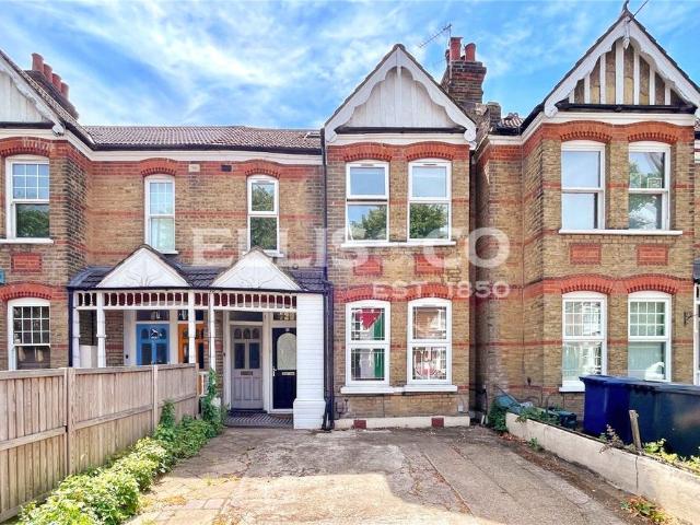 Little Ealing Lane, London W5, 4 bed flat to rent, £3,500 pcm | PrimeLocation