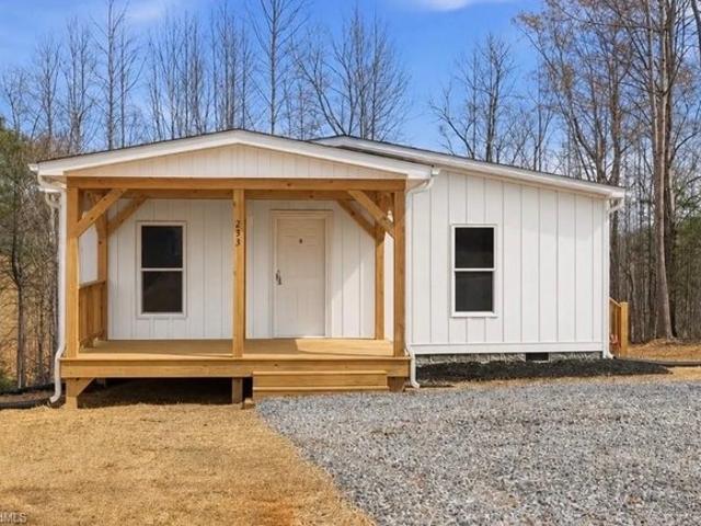 1347 Little Elkin Church Rd, Ronda, NC 28670