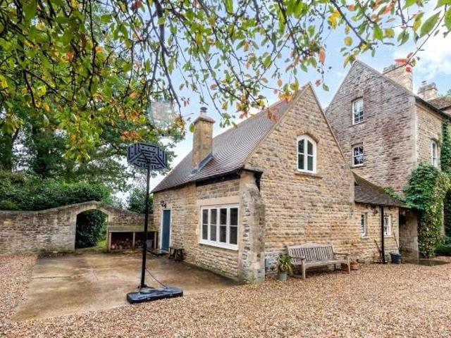 Little Faringdon, Lechlade, GL7 2 bed semi detached house to rent £1,600 pcm £369 pw