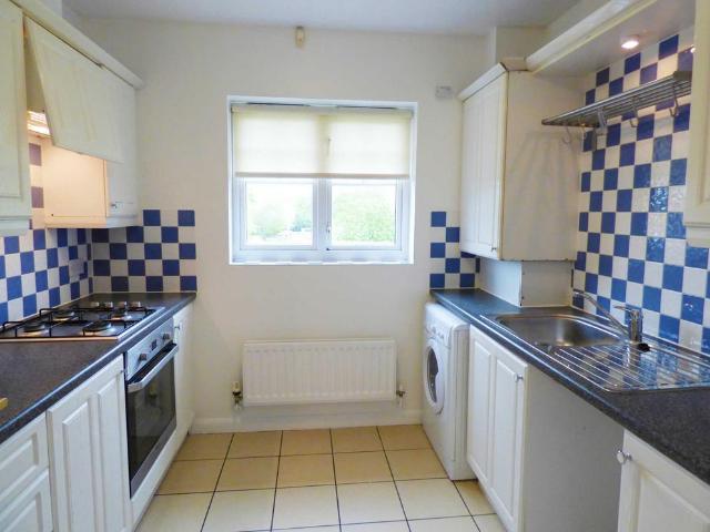 Little Field, Oxford OX4 2 bed apartment to rent £1,475 pcm £340 pw