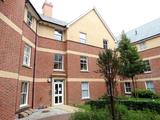 Little Keep Gate, Dorchester DT1, 2 bed flat to rent, £900 pcm | PrimeLocation