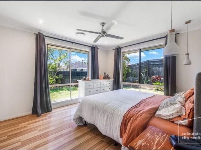 LITTLE MOUNTAIN'S FINEST FAMILY HOME