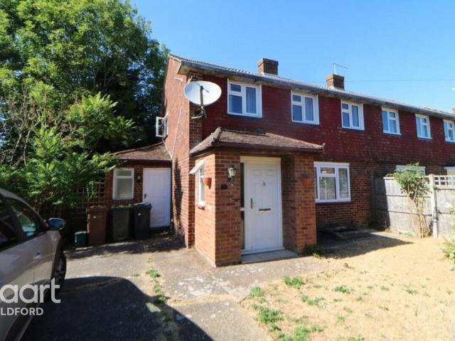 Little Platt, Guildford 3 bed end of terrace house to rent £2,050 pcm £473 pw