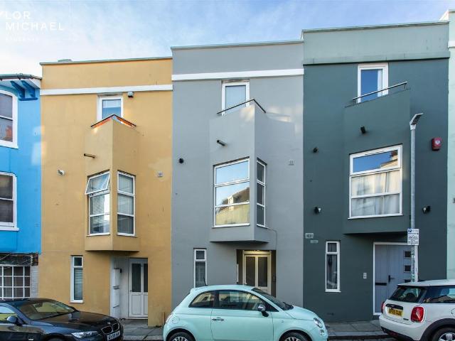 Little Western Street, Hove BN3, 5 bed terraced house to rent, £2,795 pcm | PrimeLocation
