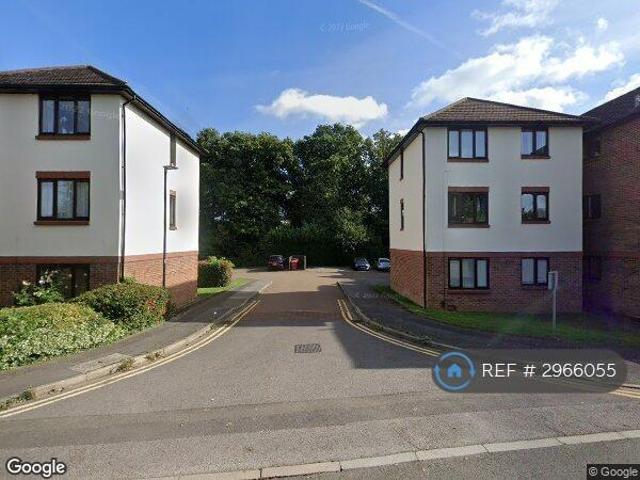 Littlebrook Avenue, Burnham, SL2 1 bed flat to rent £1,175 pcm £271 pw