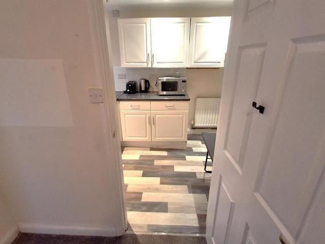 Littledean, Poole, BH14 1 bed in a house share to rent £995 pcm £230 pw