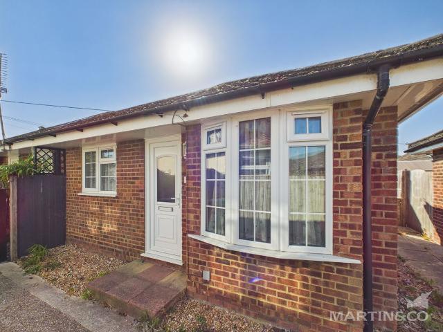 Tudor View, Littlehampton BN17, 2 bed semi detached bungalow to rent, £1,125 pcm | PrimeLocation