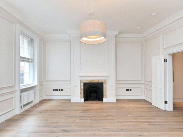 Litchfield Street, Covent Garden, WC2H 1 bed apartment to rent £3,597 pcm £830 pw