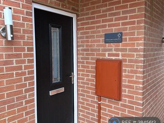 Lithgows Avenue, Brooklands, Milton. 1 bed semi detached house to rent £1,500 pcm £346 pw
