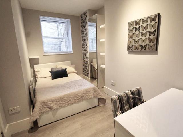 Lithos Road, London NW3 Studio to rent £1,299 pcm £300 pw