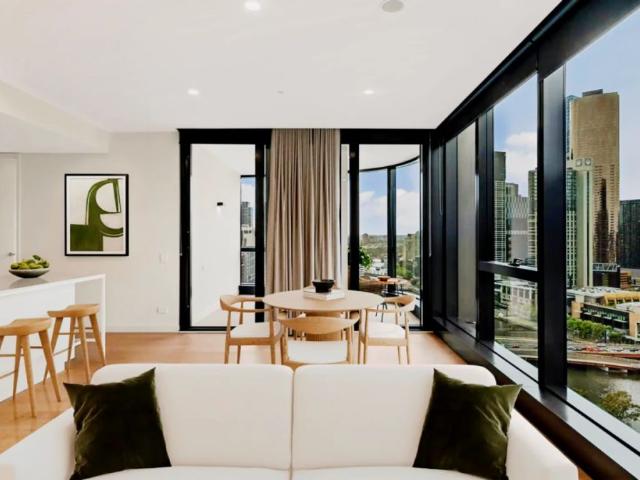 LIV Aston, Melbourne