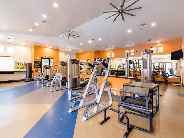 Liv Avenida 3 Bedroom Apartment for Rent at 3250 S Arizona Ave, Chandler, AZ 85248 Fox Crossing
