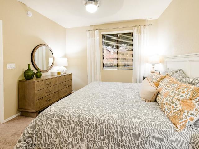 Liv Avenida 3 Bedroom Apartment for Rent at 3250 S Arizona Ave, Chandler, AZ 85248 Fox Crossing