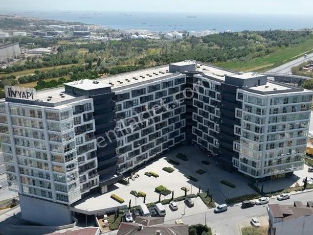 Liv Marmara'da 1+1 Deniz Manzaralı Kiralık Daire