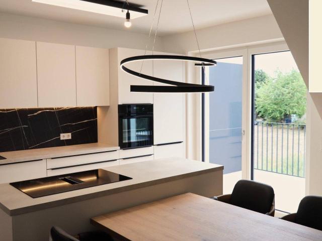 LIV Schwalbenweg | Penthouse Maisonette 4,5 Zimmer mit Sonnenterrasse Haus A TOP 5