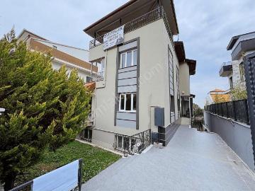 Liva Gayrimenkulden Teras Parka Yürüme Mesafesinde Lüks Villa