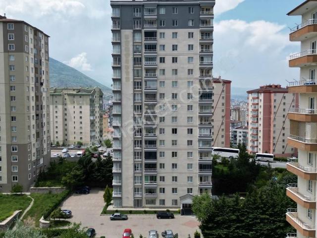 Liva'dan Mevlana'da Panoramik Manzaralı Geniş 4+1 Daire