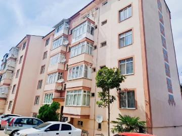 Liva'dan Adnan Menderes Mahallesi'nde Satılık 2+1 Daire
