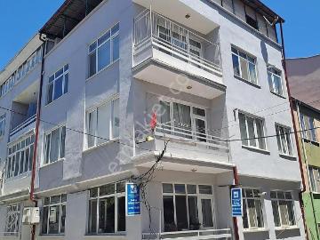 Liva'dan Çarşı Merkeze Yakın,geniş Teras,çekme Kat Satılık Daire