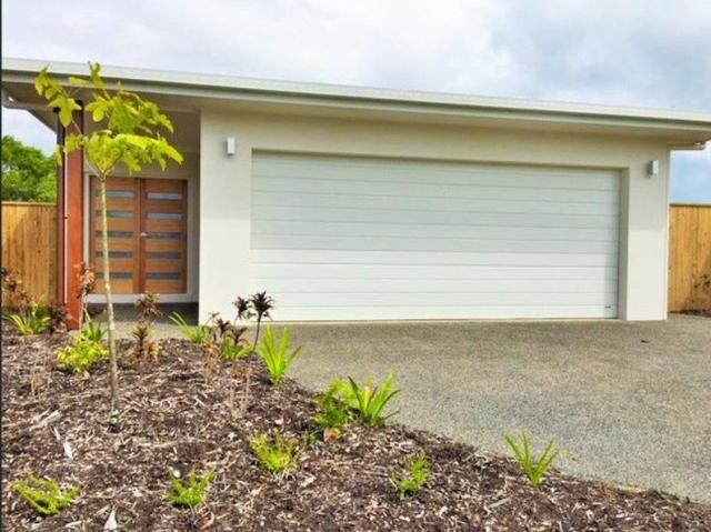 LIVE NEAR THE BEACH!