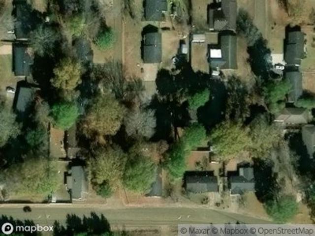 Live Oak Dr