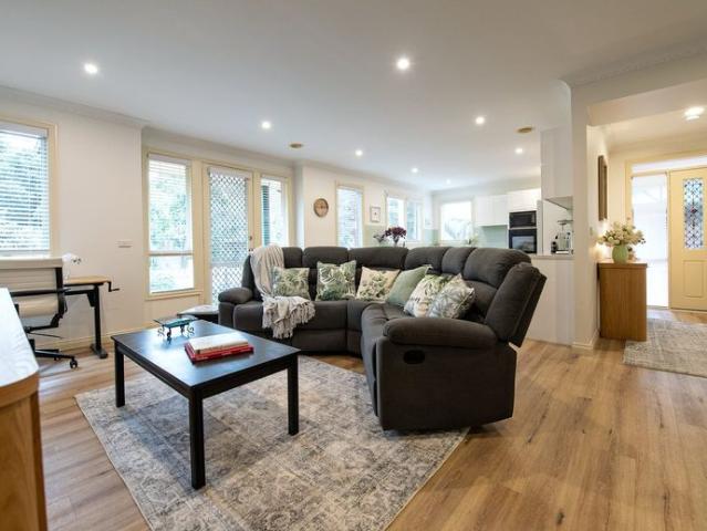 Live a Glorious Lifestyle Fully Furnished
